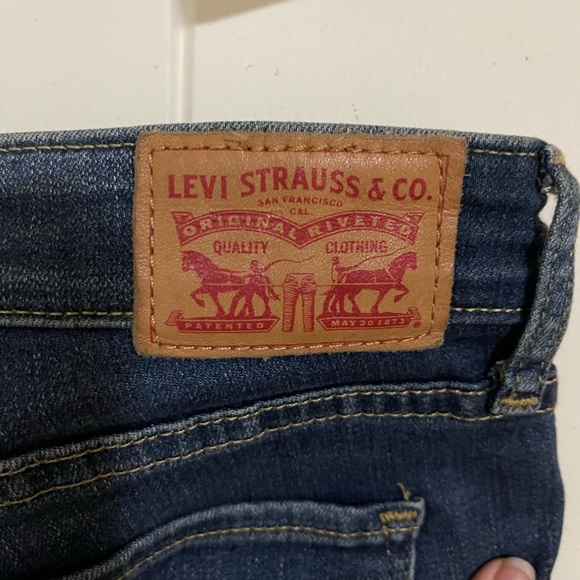 Levi’s Women’s 711 Skinny Jeans Size 30 - Picture 3 of 4
